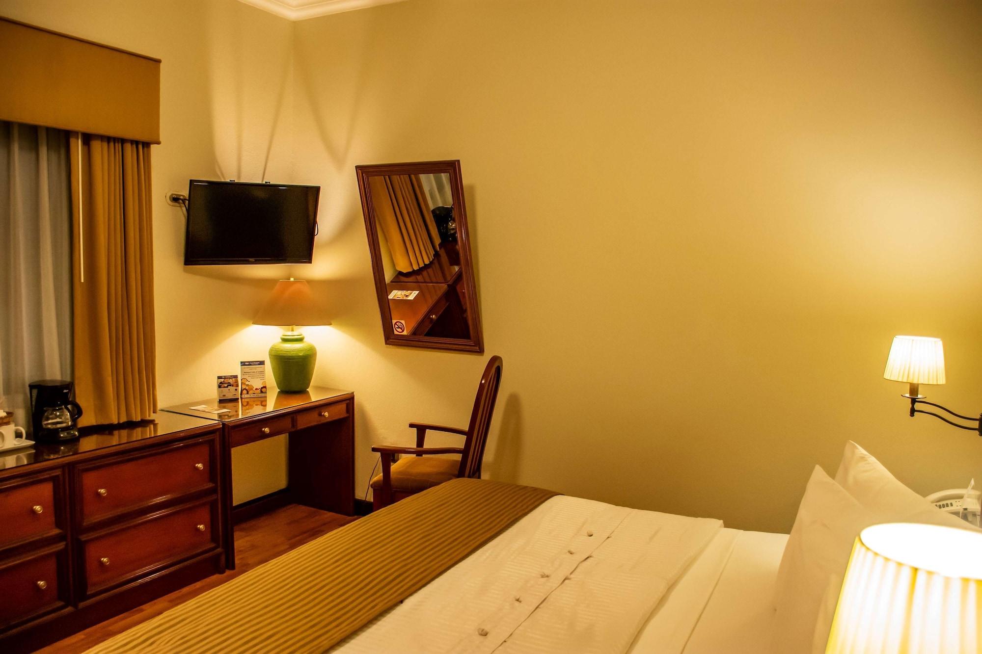 Best Western Plus Hotel Stofella グアテマラシティ エクステリア 写真