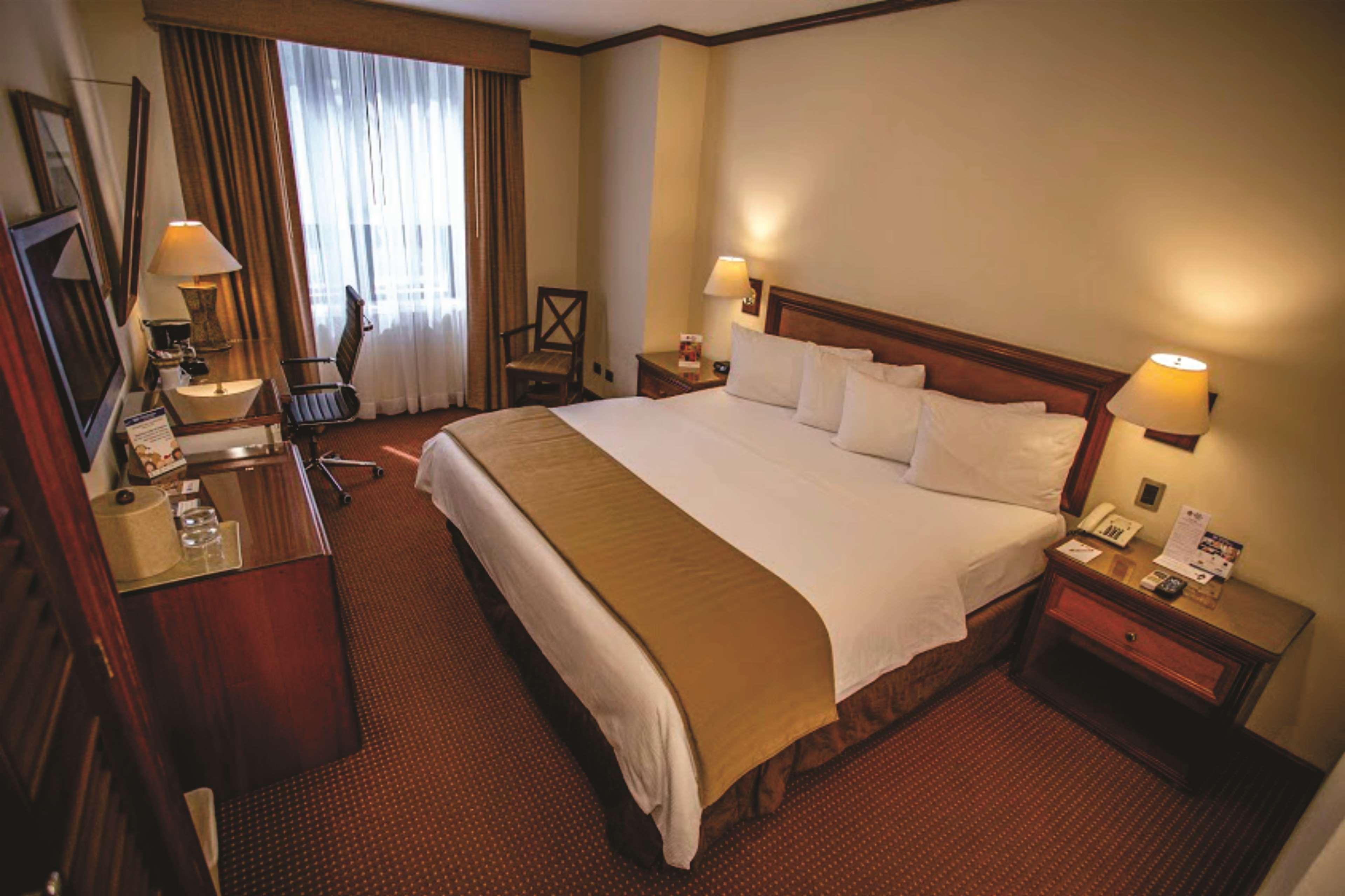 Best Western Plus Hotel Stofella グアテマラシティ エクステリア 写真