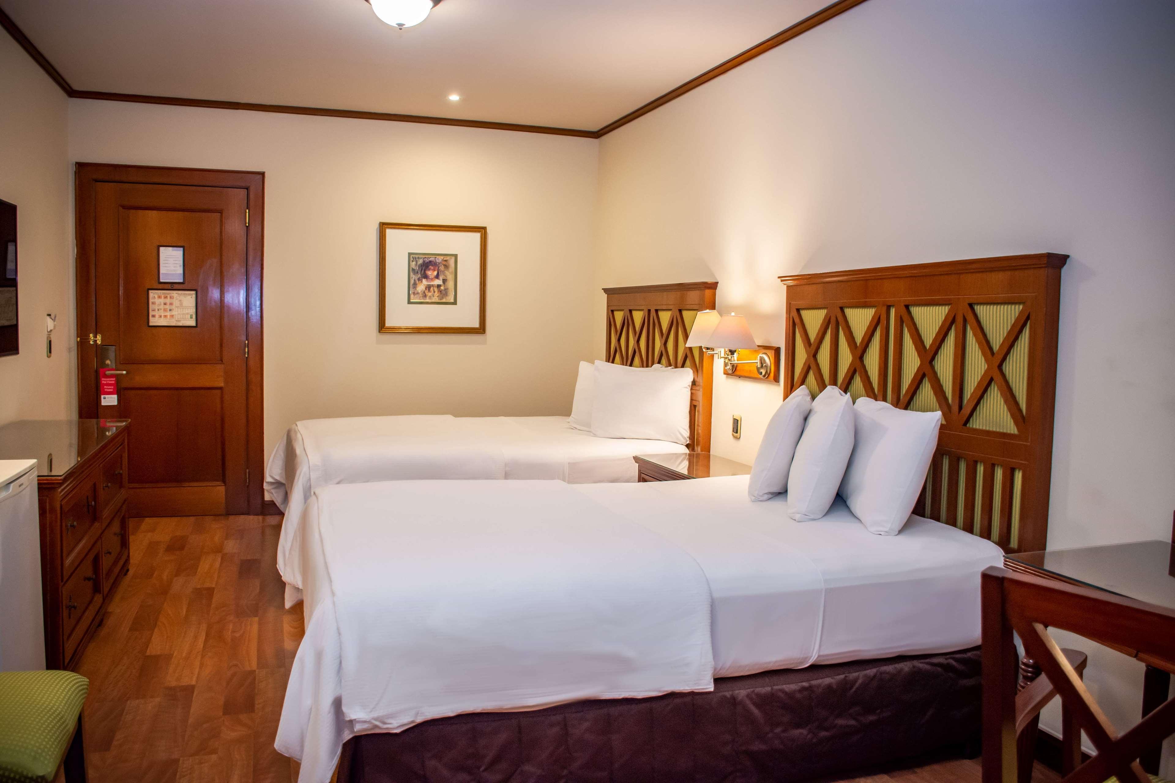 Best Western Plus Hotel Stofella グアテマラシティ エクステリア 写真